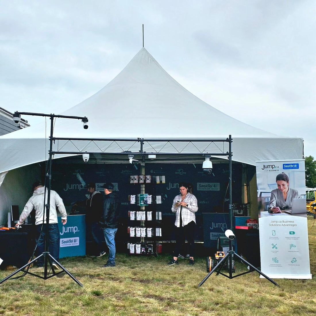 Jump.ca Connects Farmers at Ag in Motion with Reliable Cell Coverage