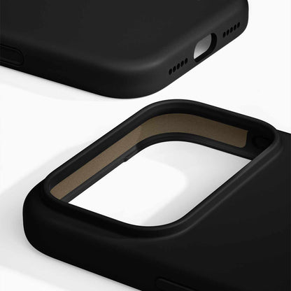 Ideal of Sweden - Silicone MagSafe Case for iPhone 17 Pro